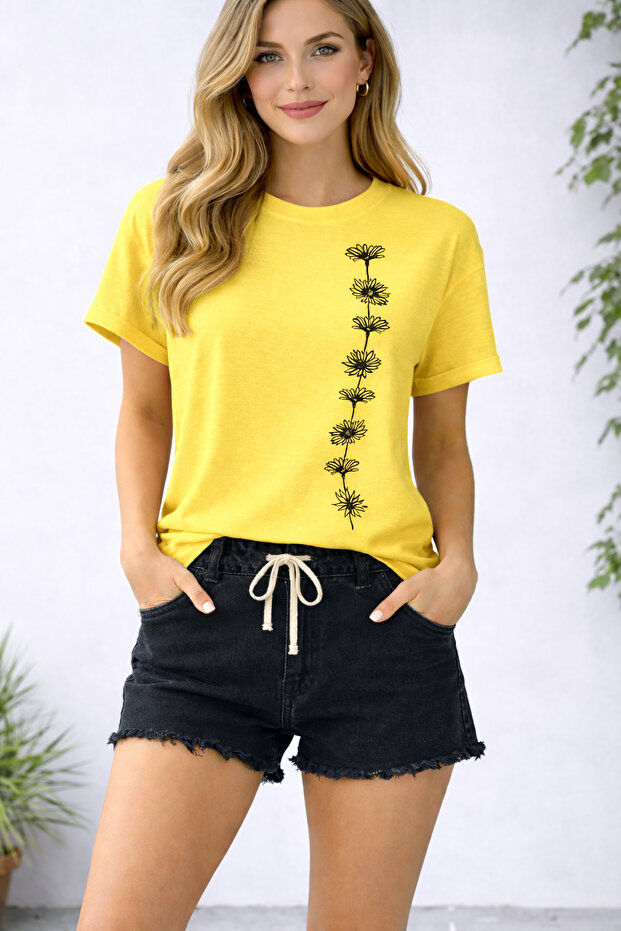 Daisy Printed Cotton Relaxed Fit Round Neck Unisex T-Shirt