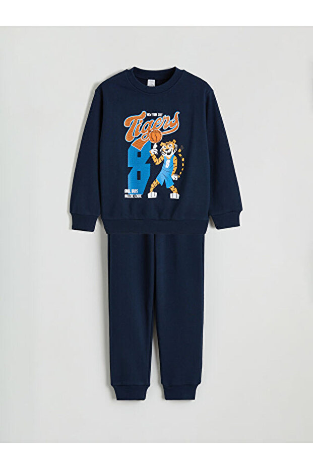 Esvab • Modern & Distinctive Zero Roba Collar Boys' Tracksuit Set