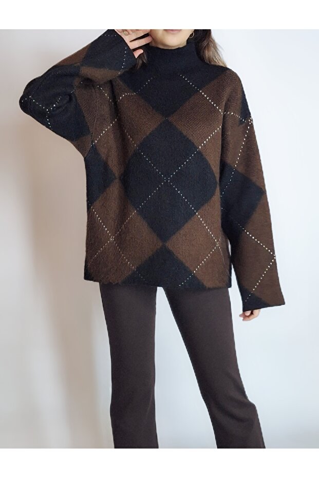 Women's Brown Baklava Patterned Stand-Up Collar Tunic Sweater Yy101334