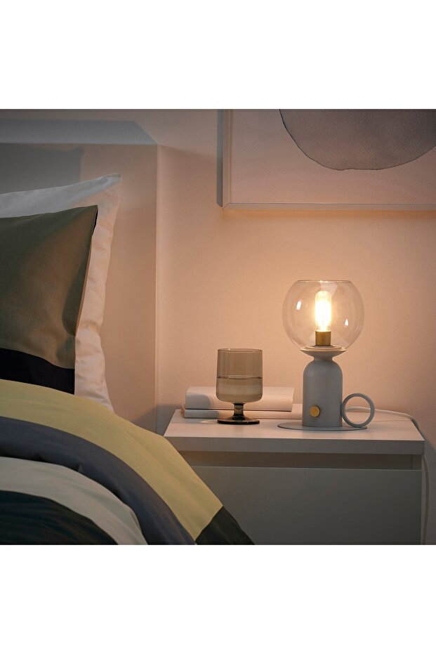 مصباح طاولة، رمادي فاتح قابل لتعديل شدة الإضاءة، 24 سم - 3