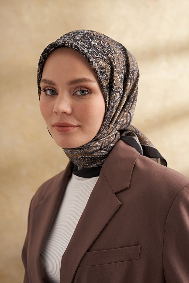 وشاح فلوش فيسكوز بنمط عتيق