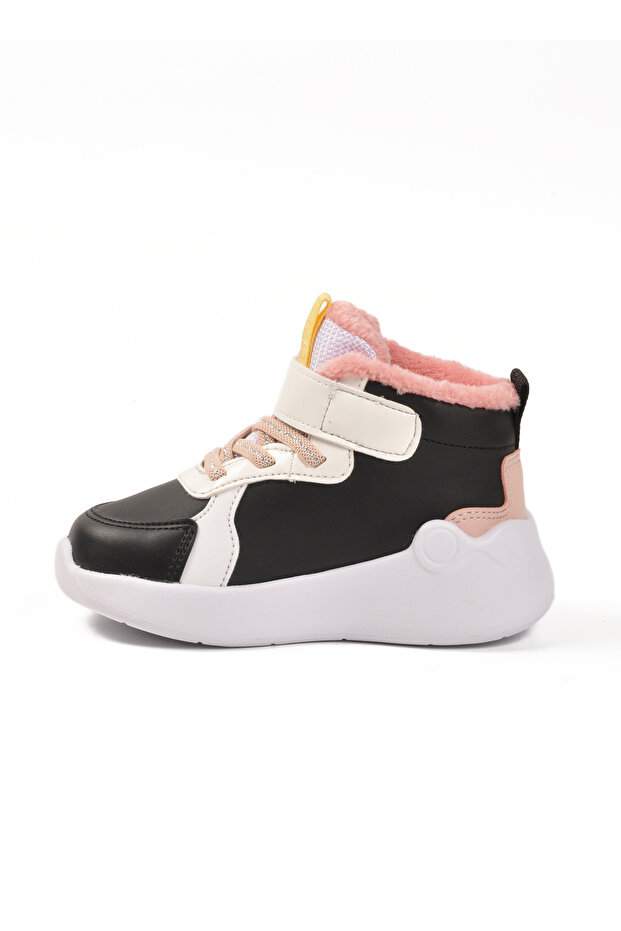 Black-White-Powder Fleece Baby Boots 2058 B