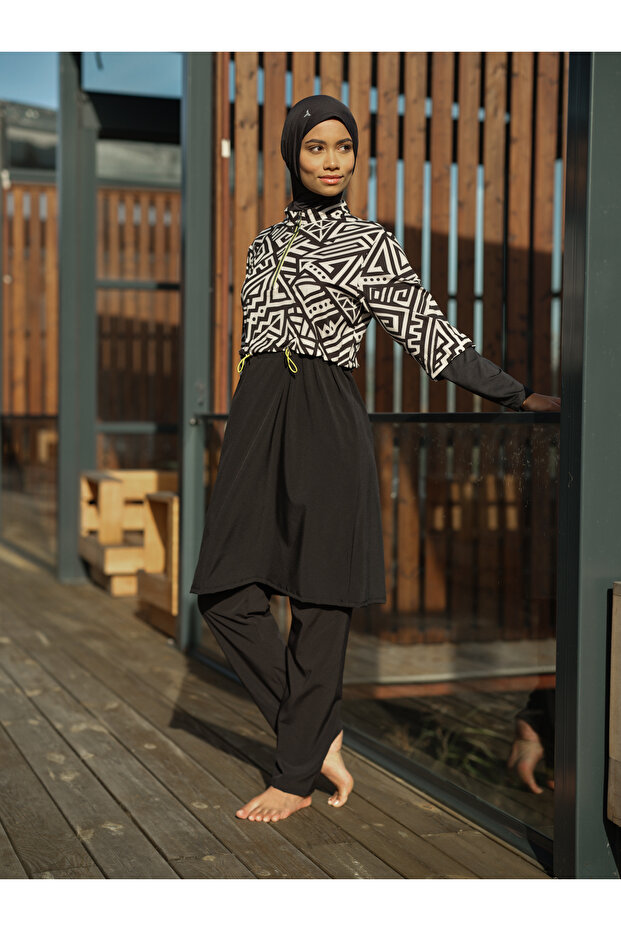 Women's Zippered Water-Repellent High-Neck Hijab Swimsuit with Elastic Waist