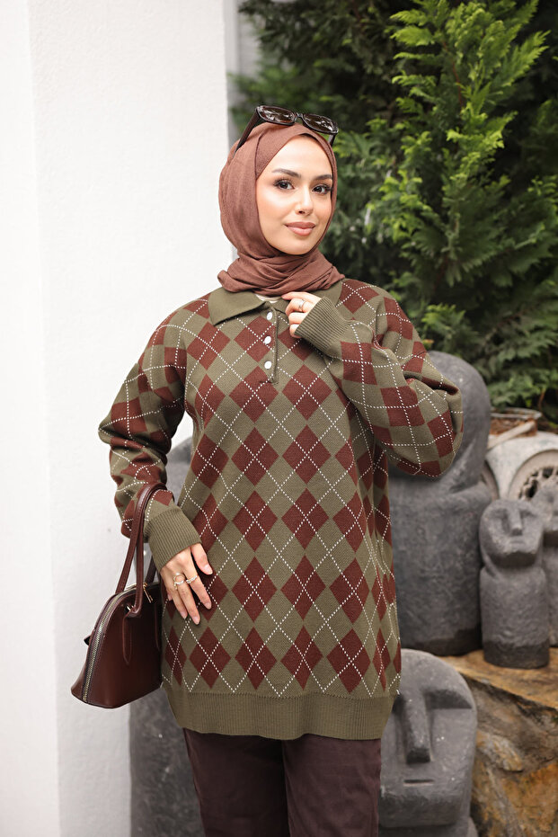 Khaki Polo Collar Diamond Patterned Knit Sweater