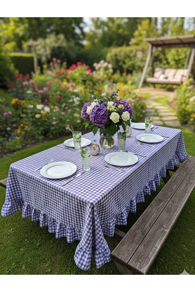 Ruffled Gingham Tablecloth - 1