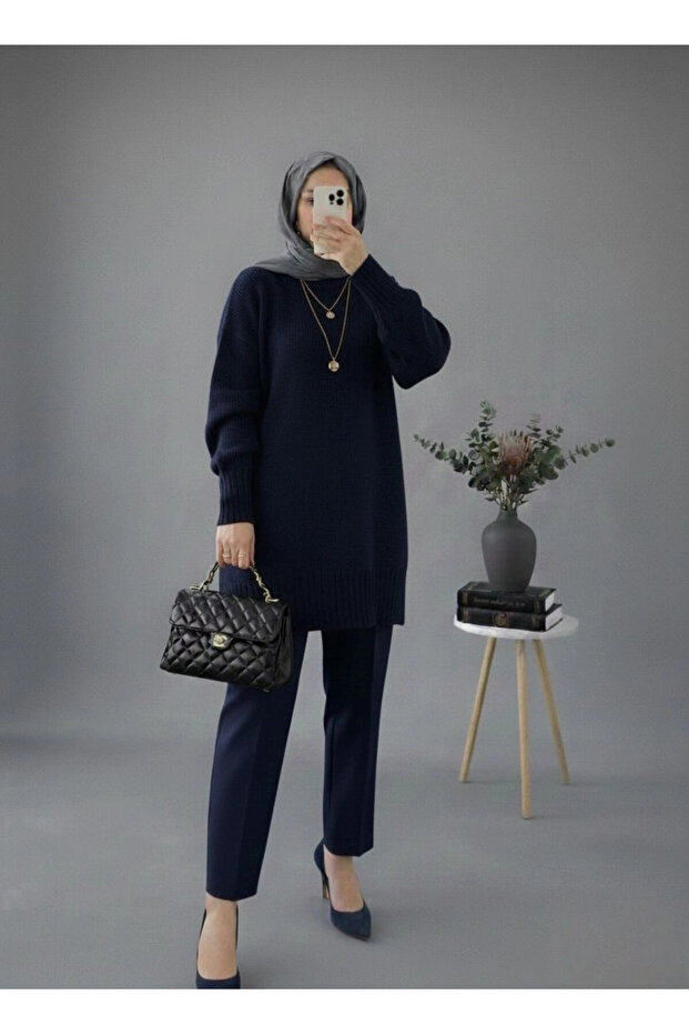 Women's Navy Blue Crew Neck Oversize Knitwear Tunic Sweater
