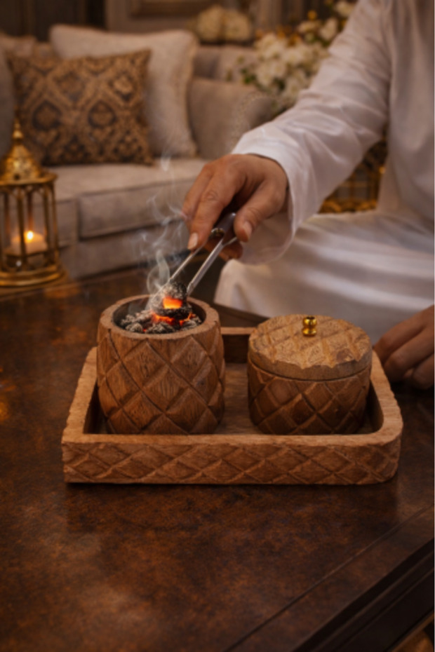 مبخرة هندية فاخرة مع صينية