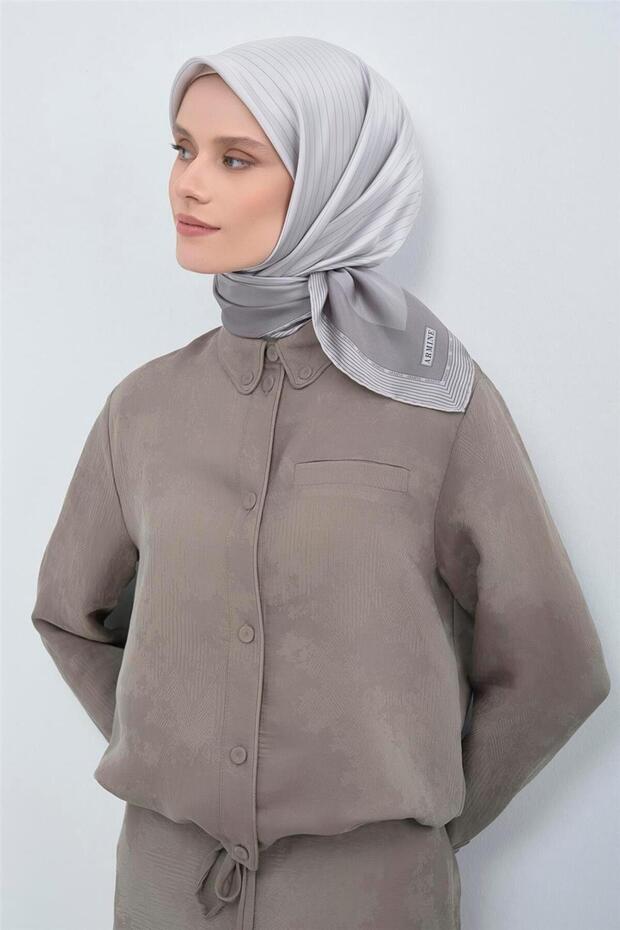 وشاح من الحرير الخالص 9526D 81