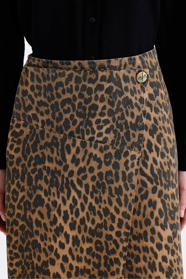 Lurdes Lio Kot Etek - 2