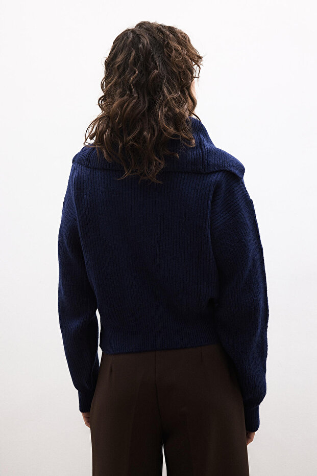 DEVRİK YAKA DÜĞMELİ TRİKO KAZAK - 6