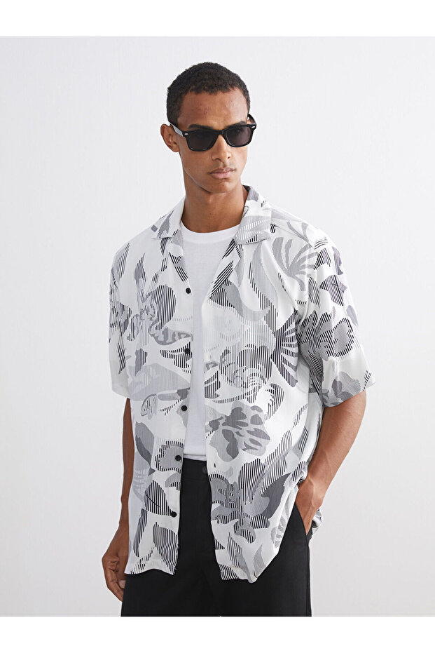 Lcw Vision Ecru Regular Fit Resort Collar Short Sleeve Patterned Men's Shirt