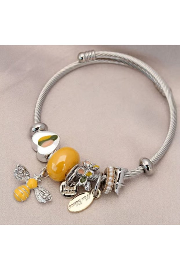 Steel Bracelet with Yellow Detail and Charm Design – Stainless Steel Women's Bracelet, Stylish and Elegant Jewelry