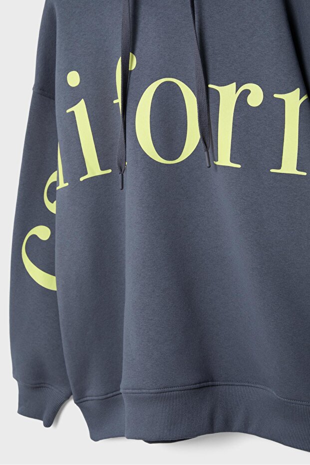 Baskılı kapüşonlu sweatshirt - 5