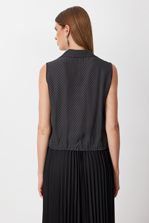 Puantiyeli Kolsuz Bluz - 4