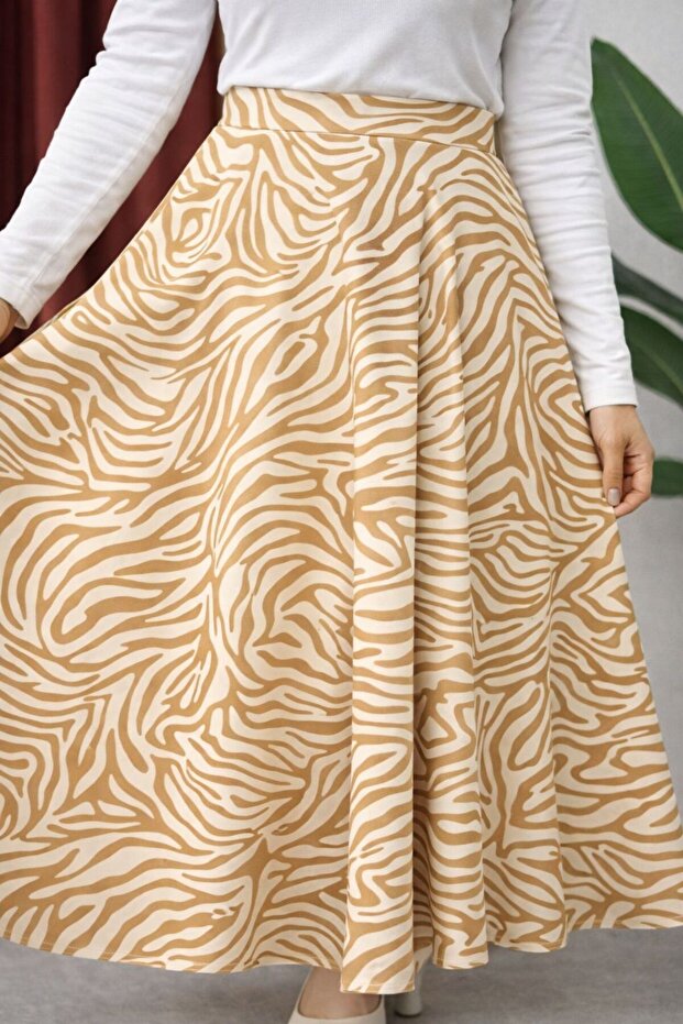 تنورة مطبوعة بنقشة الفهد - 2