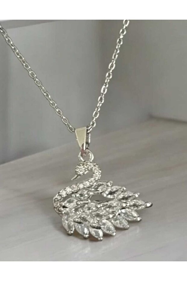 Zircon Stone Swan Model Steel Necklace