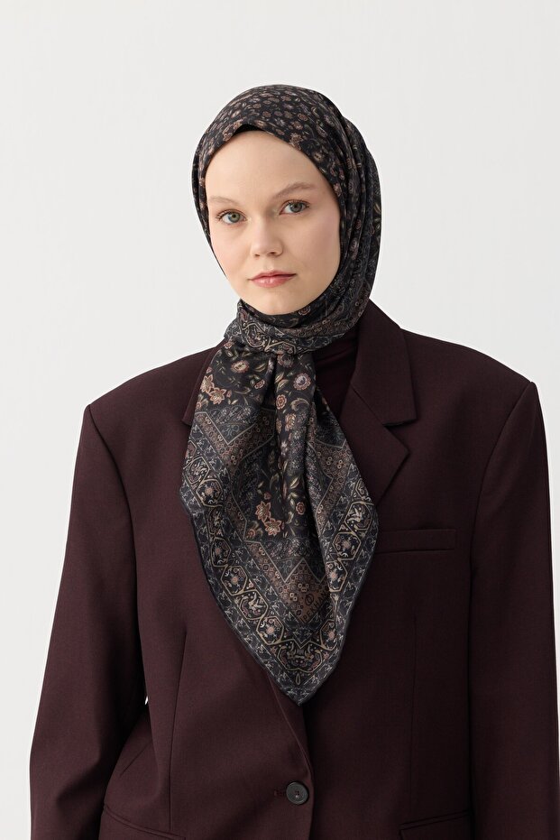 وشاح وينتر بلوم الناعم 1244 بني حار