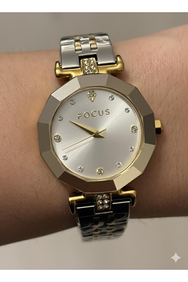 Stone-Embellished Elegant Stylish Women's Wristwatch
