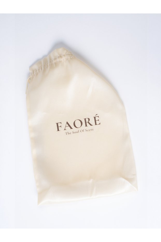 Signature Presentation Pouch |   Luxury Travel Pouch