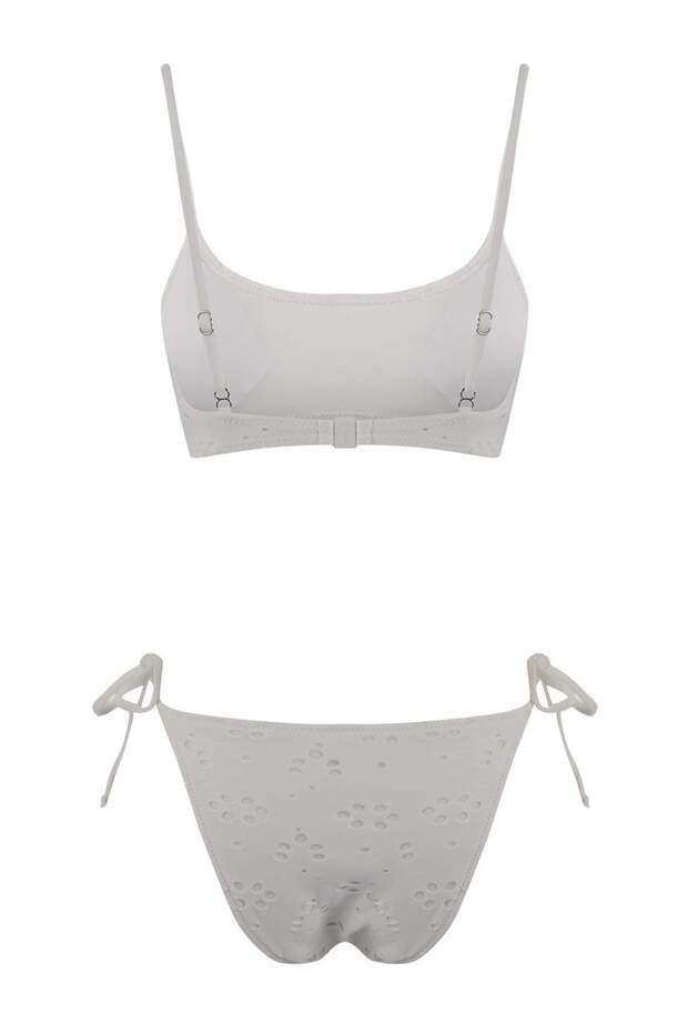 Beyaz Dokulu Bralette Kaplı Brazilian Düşük Bel Bikini Takımı TBESS26BT00024 - 6