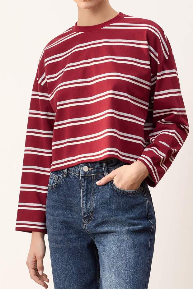 Wardrobe Essentials-Bordo Çizgili Relaxed/Rahat Kalıp Örme T-Shirt TWOSS26TS00019 - 3