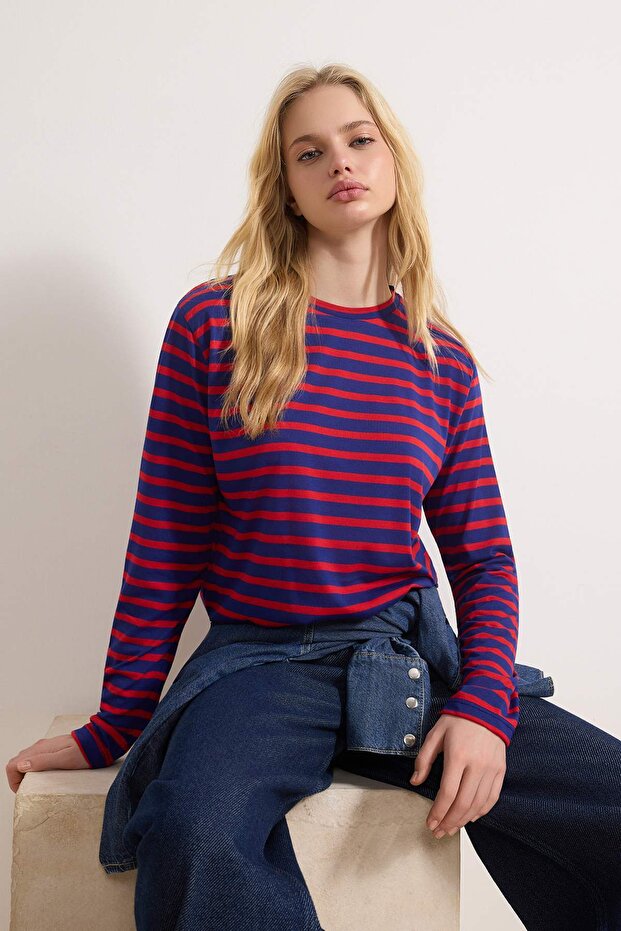 Kırmızı-Lacivert Çizgili Regular/Normal Kalıp Basic Bisiklet Yaka Örme T-Shirt TWOAW23TS00002 - 1