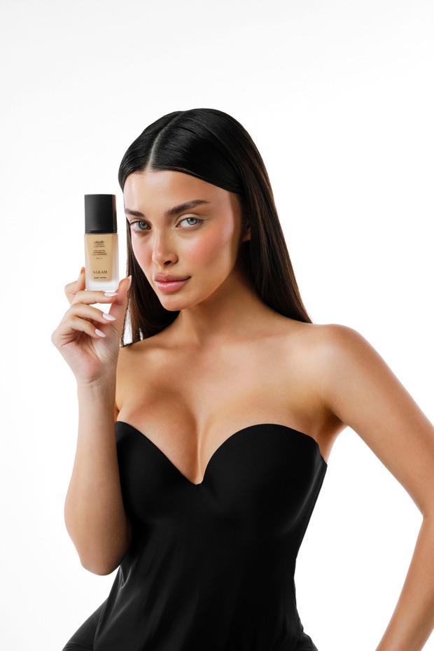 SGLAM Liquid Foundation – MEDIUM - 3