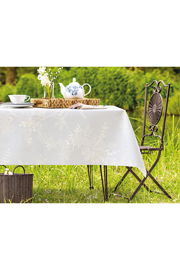 Jannie Pvc Tablecloth