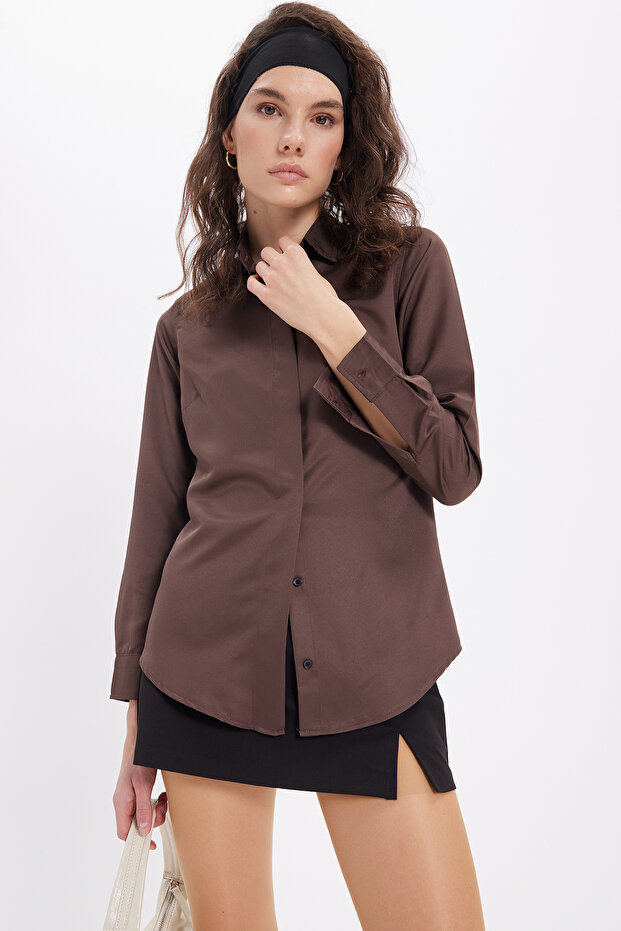 Women's Slim Fit slim fit body fitting long sleeve brown basic shirt with hidden button detail