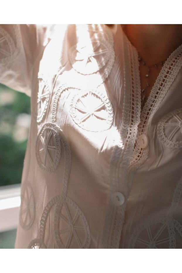 Nakışlı Gömlek - 4