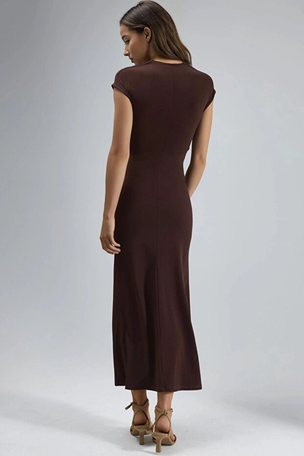 BUSEM Taşlı Aksesuarlı Midi Elbise - 4