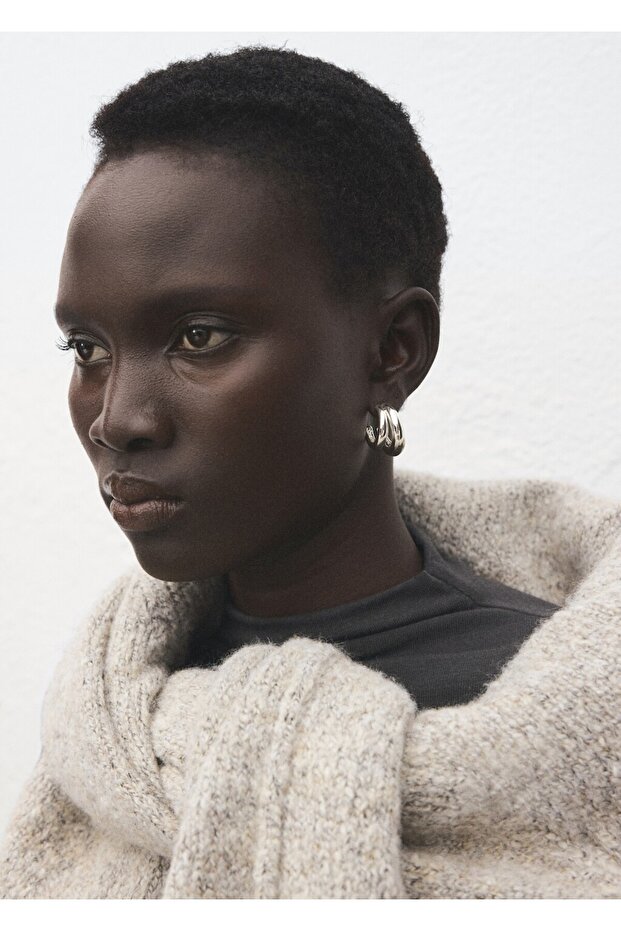 Dik yaka tişört - 6