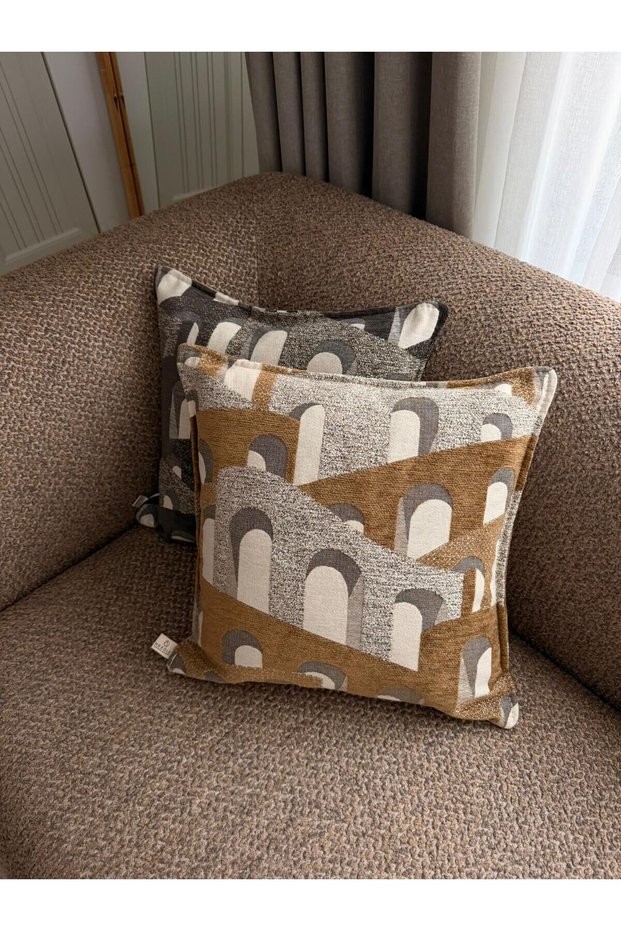 Salvador Kahve Throw Pillow Cover (45X45)