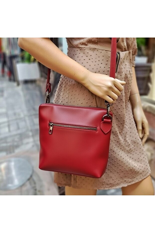 Genuine Leather Women's Shoulder Bag with Zippered Sides and Gusset