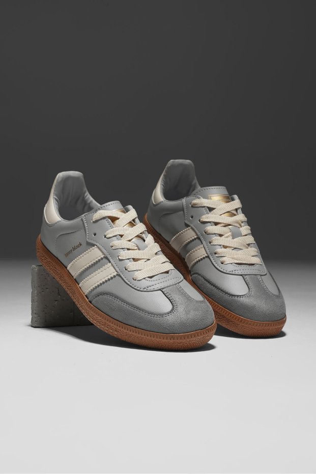 Unisex Gray Thermo Sole Lace-Up Sports Shoes with Side Stripes