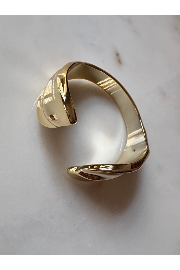 Dekolteli Bilezik - 1