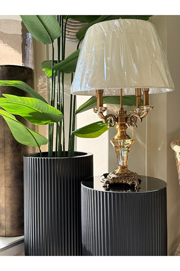 أباجورة مستعملة مستوردة