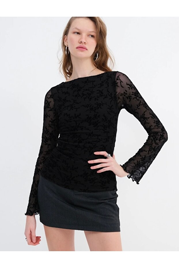 Siyah Dantelli Tül Bluz - 1