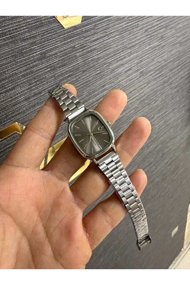 Çelik Kordon Takvimli Kadın Kol Saati - 4