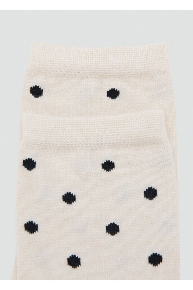 Puantiye desenli çoraplar - 1