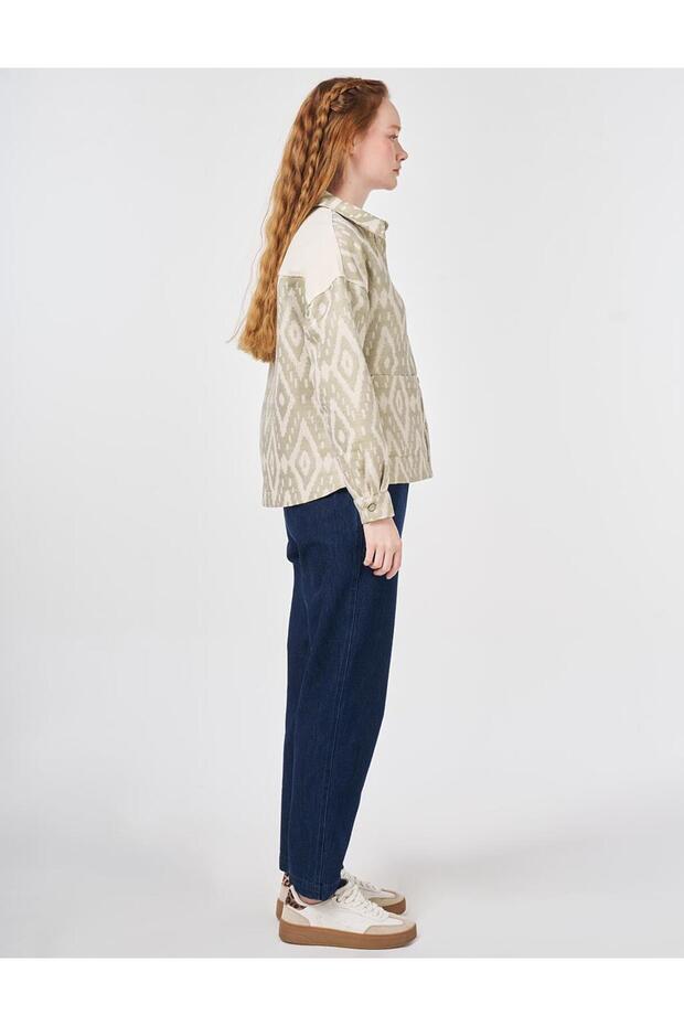 سترة بنمط هندسي باللون الأخضر الفاتح - 6