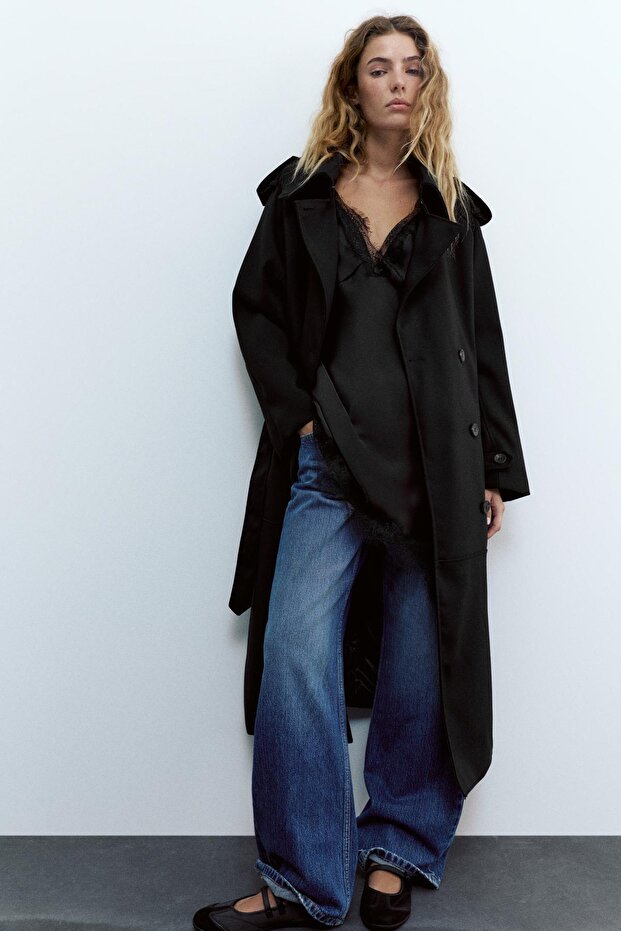 Uzun dökümlü trençkot - 1