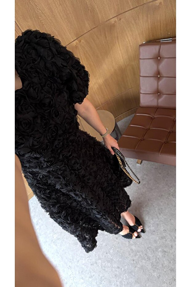 Rochie neagră tridimensională - 2