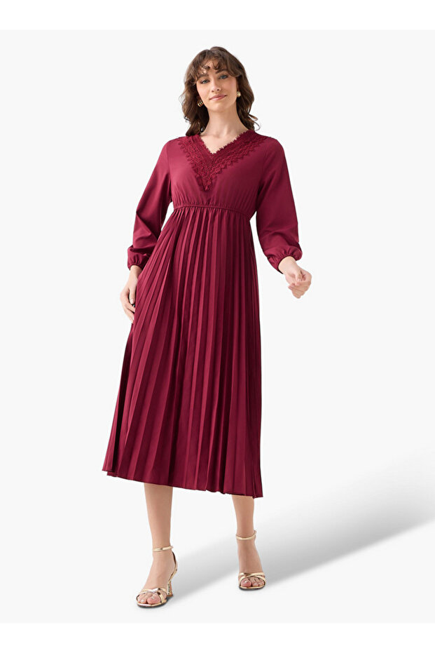 Pleated Midi Dress with Lace Detail