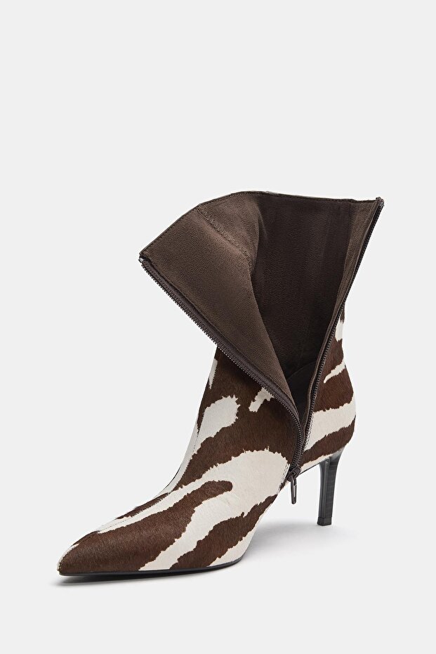 Desenli deri topuklu bot - 4