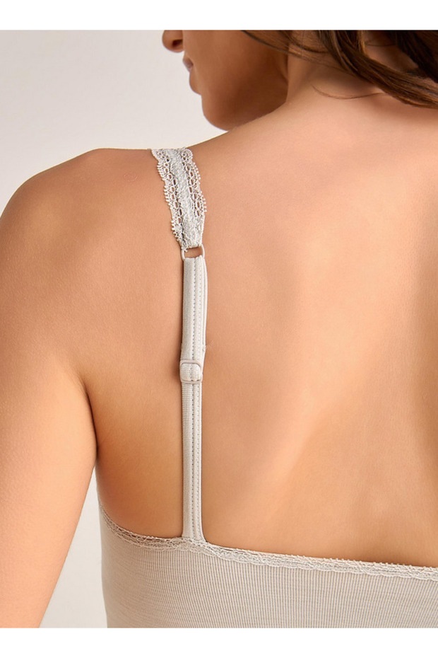 حمالة صدر متوسطة التغطية بدون خياطة - 4