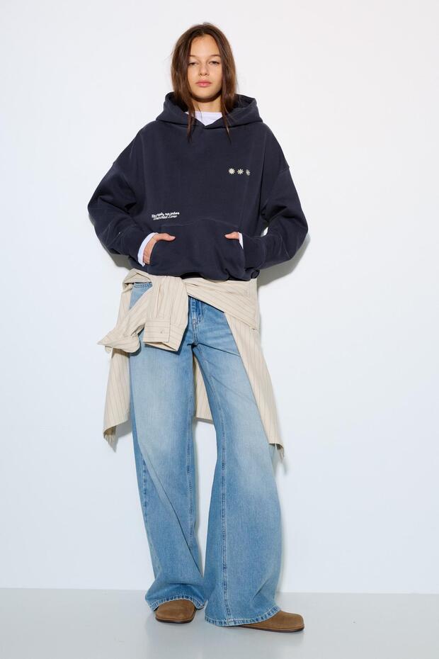 İşlemeli grafik kapüşonlu sweatshirt - 2