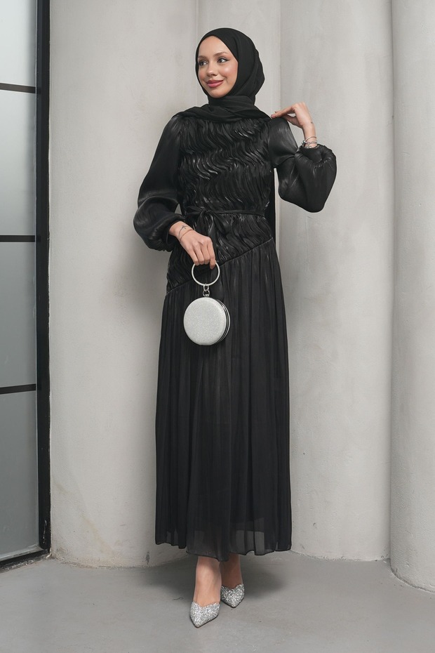 Black Organza Pleated Evening Dress with Wavy Front