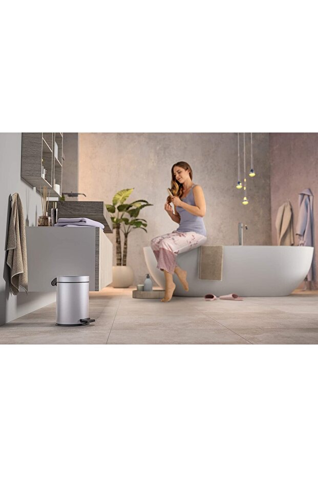 SOLID-S SILVER - PEDAL COSMETIC BIN 4 LITERS