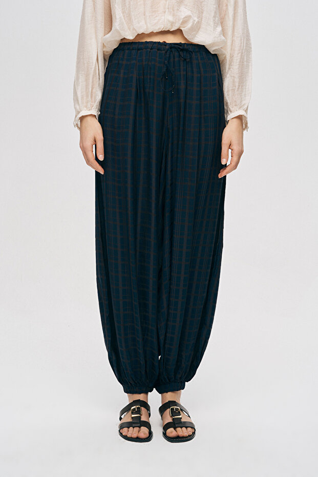 Women's Plaid Patterned Shalwar Cut Bohemian Trousers
